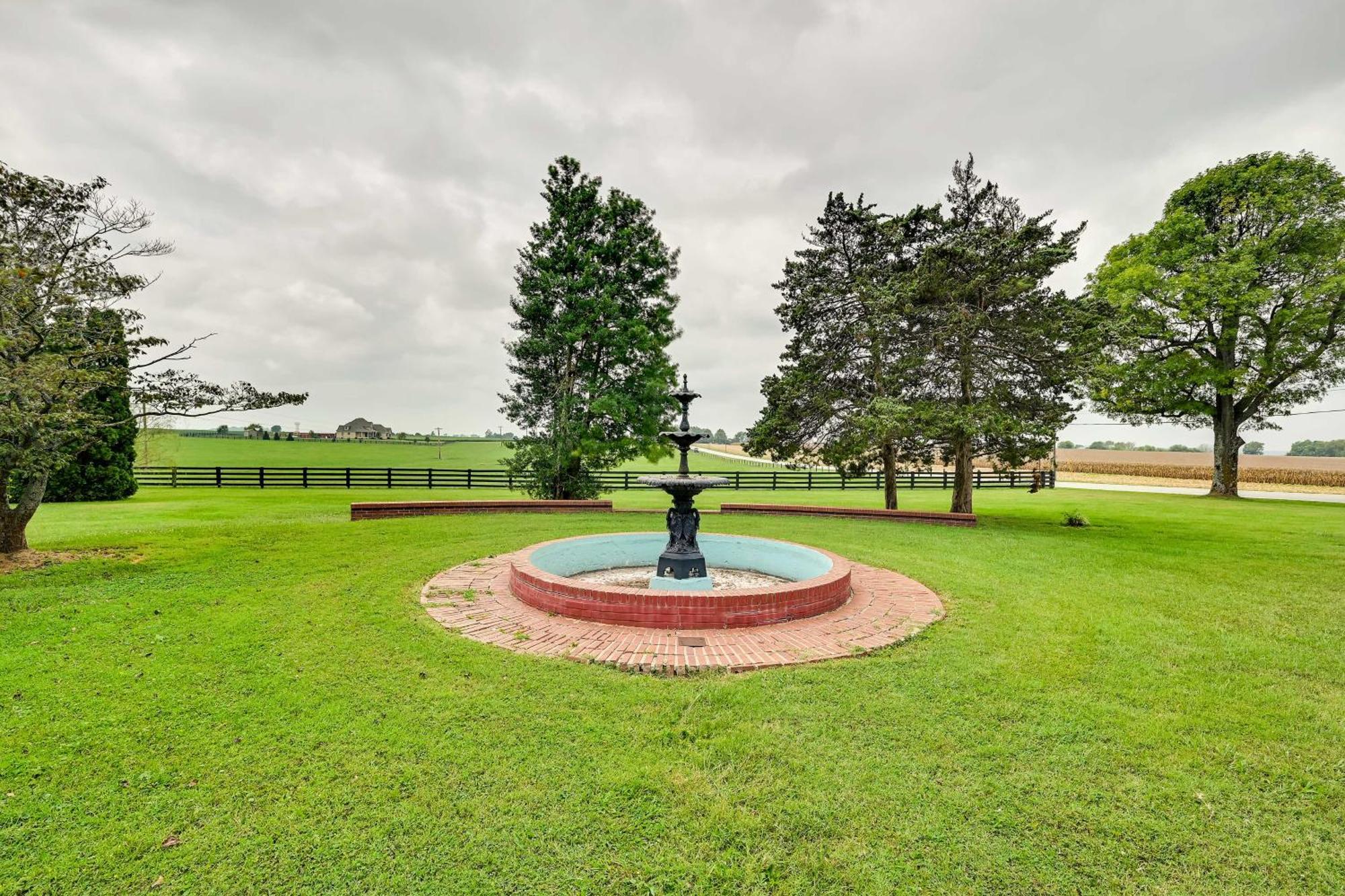 Bowling Green House With Shared Pool! Smiths Grove المظهر الخارجي الصورة
